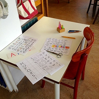 [Translate to Deutsch:] Montessori Meggen Arbeitsmaterial